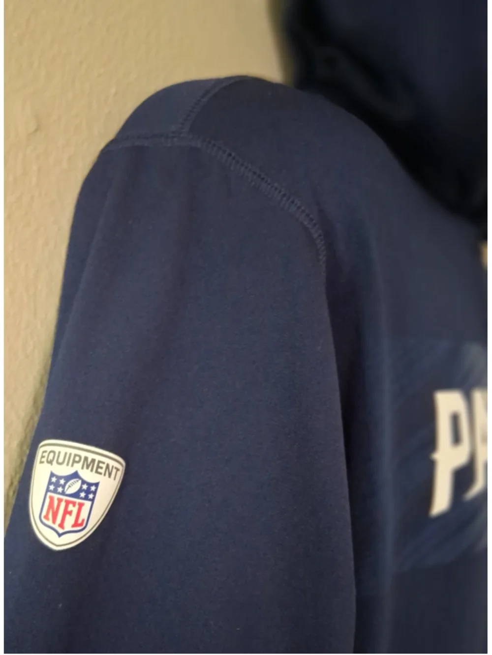 New England Patriots Men's Medium Hoodie Nike NFL Training Equipment Navy Blue